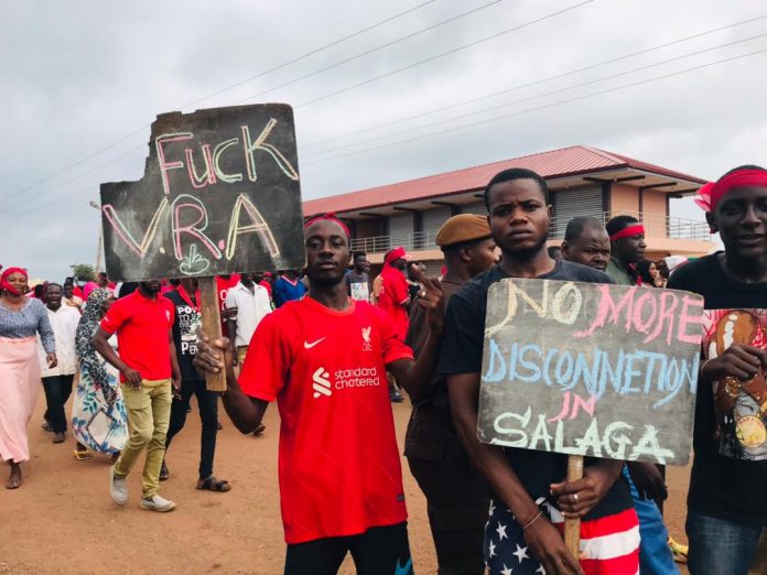 Salaga Residents Went On Rampage As They Protest Against Erratic Power Supplies