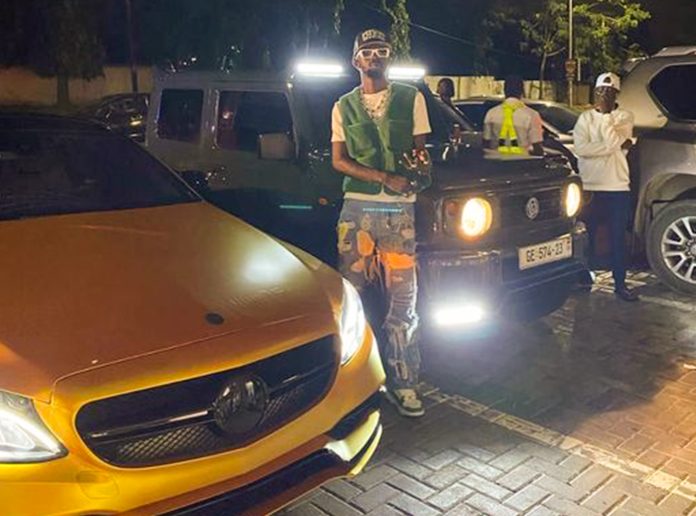 Black Sherif receives two cars after VGMA Artiste of the Year win